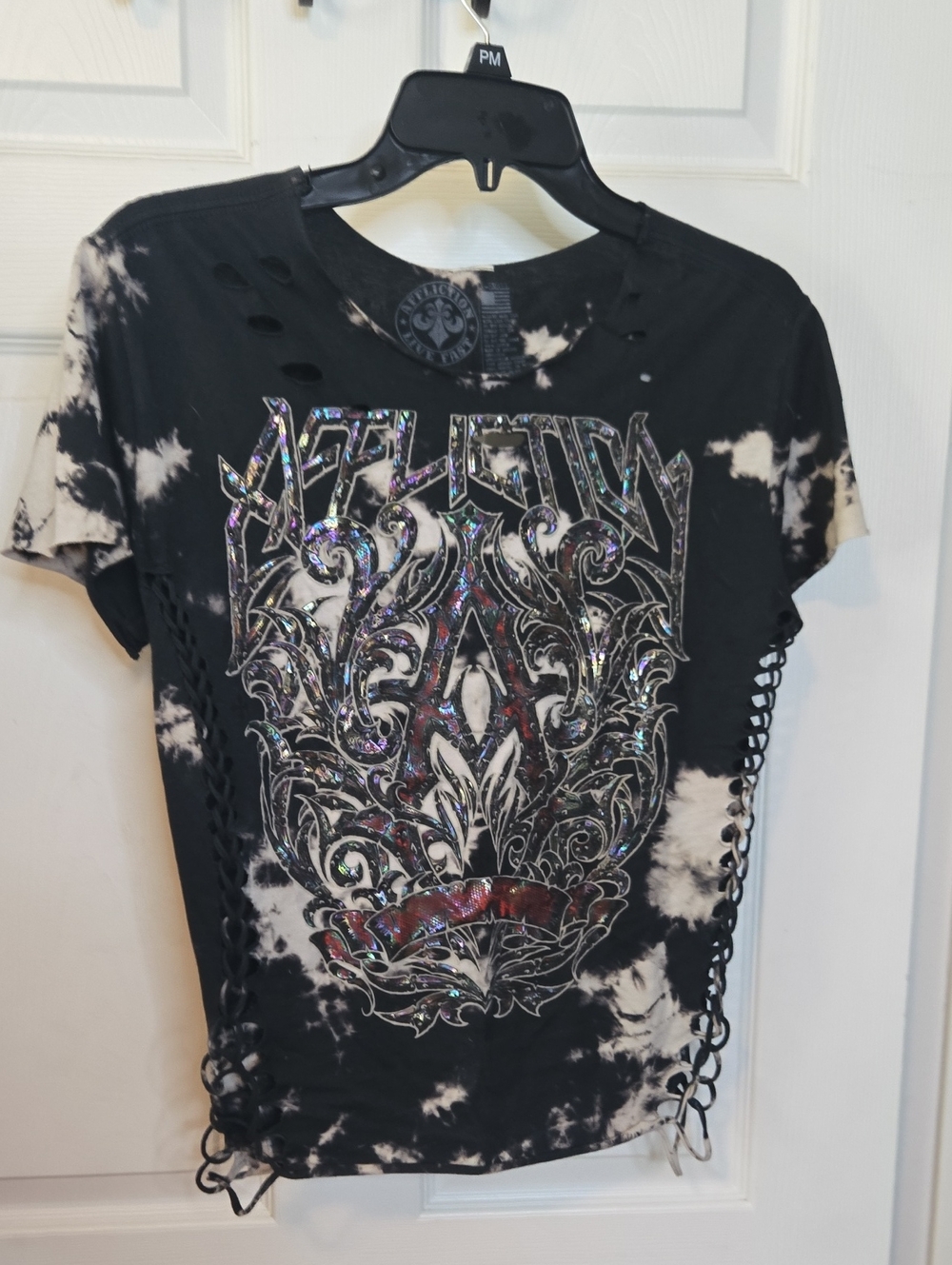 Affliction Black and Cream Tie-Dye Lace-Up Rhinestone Graphic Tee